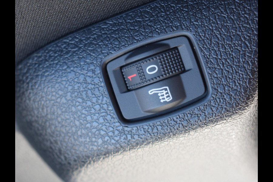 Opel Vivaro Electric 75 kWh Dubbele Cabine | camera | navigatie incl. Apple Carplay | betimmering | Exterieur pakket | etc.