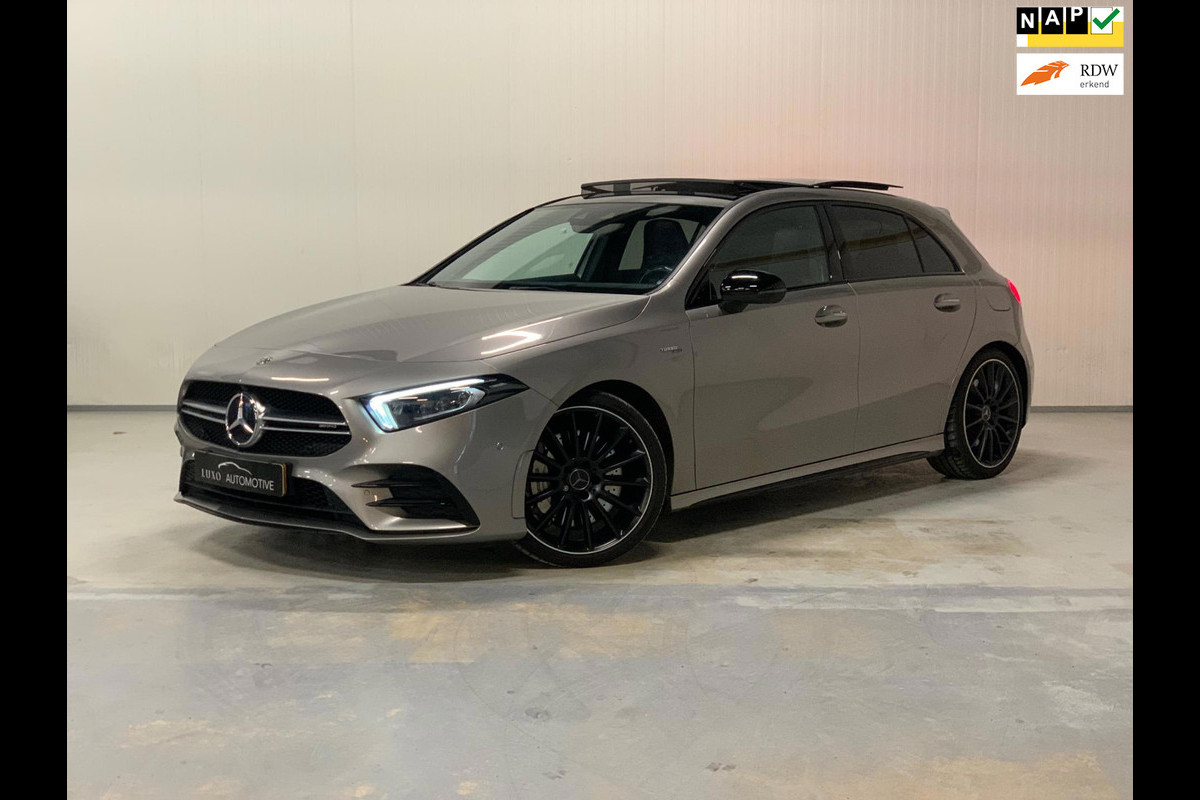 Mercedes-Benz A-Klasse AMG 35 4MATIC Edition 1 | BURMESTER | 360 CAMERA | MEMORY SEATS | CHAMPAGNE KLEUR Mercedes-Benz A-Klasse AMG 35 4MATIC Edition 1 | BURMESTER | 360 CAMERA | MEMORY SEATS | CHAMPAGNE KLEUR