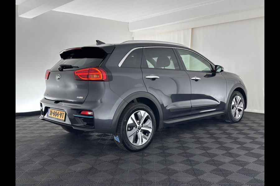 Kia e-Niro ExecutiveLine 64 kWh [ 3-Fase ] (INCL-BTW) Aut. *LUXURY-LEATHER | JBL-AUDIO | FULL-LED | NAVI-FULLMAP | DAB | ADAPT.CRUISE | CAMERA | MEMORY-PACK | LANE-ASSIST | CCS-FASTLOADER | KEYLESS | DIGI-COCKPIT | 17"ALU*