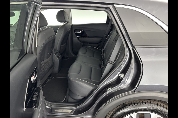 Kia e-Niro ExecutiveLine 64 kWh [ 3-Fase ] (INCL-BTW) Aut. *LUXURY-LEATHER | JBL-AUDIO | FULL-LED | NAVI-FULLMAP | DAB | ADAPT.CRUISE | CAMERA | MEMORY-PACK | LANE-ASSIST | CCS-FASTLOADER | KEYLESS | DIGI-COCKPIT | 17"ALU*