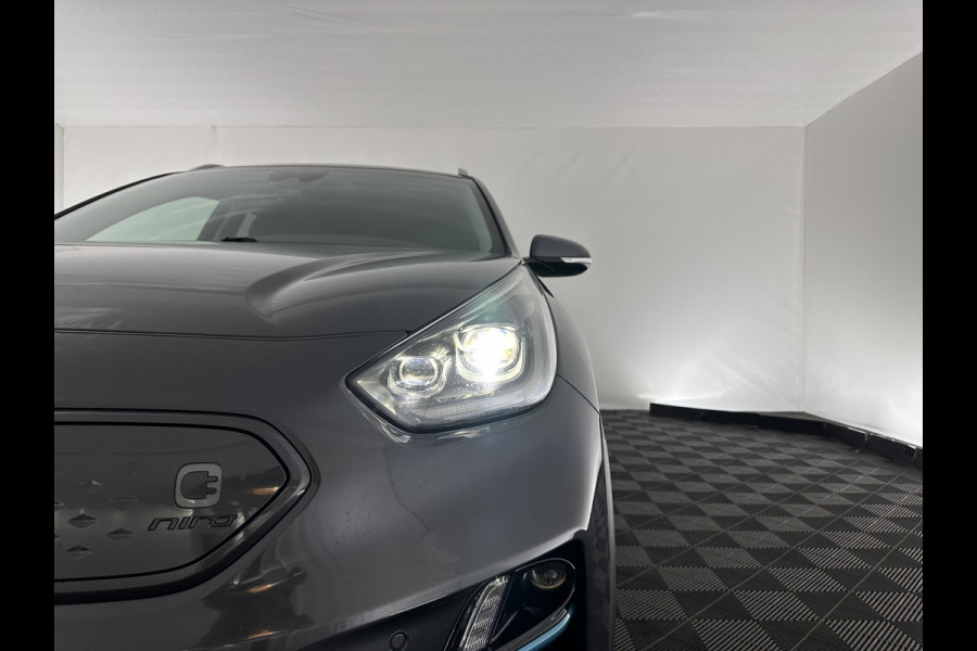 Kia e-Niro ExecutiveLine 64 kWh [ 3-Fase ] (INCL-BTW) Aut. *LUXURY-LEATHER | JBL-AUDIO | FULL-LED | NAVI-FULLMAP | DAB | ADAPT.CRUISE | CAMERA | MEMORY-PACK | LANE-ASSIST | CCS-FASTLOADER | KEYLESS | DIGI-COCKPIT | 17"ALU*