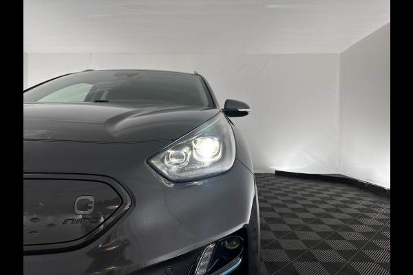 Kia e-Niro ExecutiveLine 64 kWh [ 3-Fase ] (INCL-BTW) Aut. *LUXURY-LEATHER | JBL-AUDIO | FULL-LED | NAVI-FULLMAP | DAB | ADAPT.CRUISE | CAMERA | MEMORY-PACK | LANE-ASSIST | CCS-FASTLOADER | KEYLESS | DIGI-COCKPIT | 17"ALU*