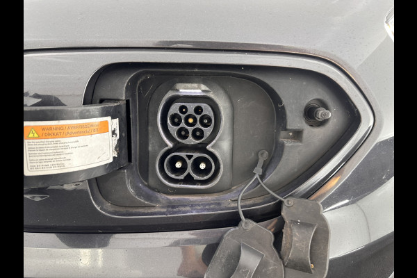 Kia e-Niro ExecutiveLine 64 kWh [ 3-Fase ] (INCL-BTW) Aut. *LUXURY-LEATHER | JBL-AUDIO | FULL-LED | NAVI-FULLMAP | DAB | ADAPT.CRUISE | CAMERA | MEMORY-PACK | LANE-ASSIST | CCS-FASTLOADER | KEYLESS | DIGI-COCKPIT | 17"ALU*
