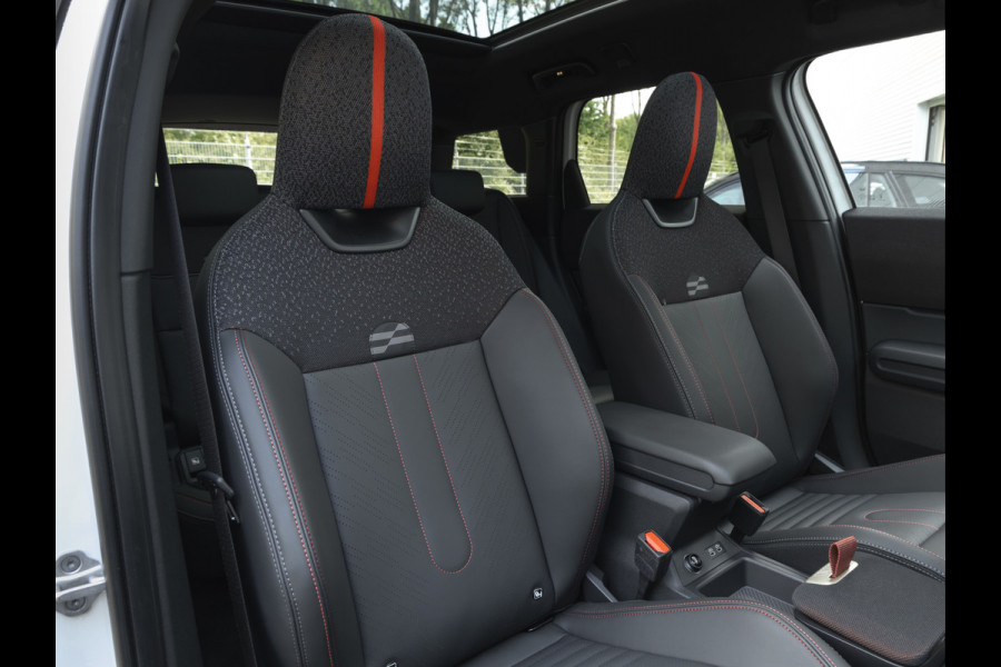 MINI Countryman 1.5 C John Cooper Works - XL Pakket - Pano - Trekhaak