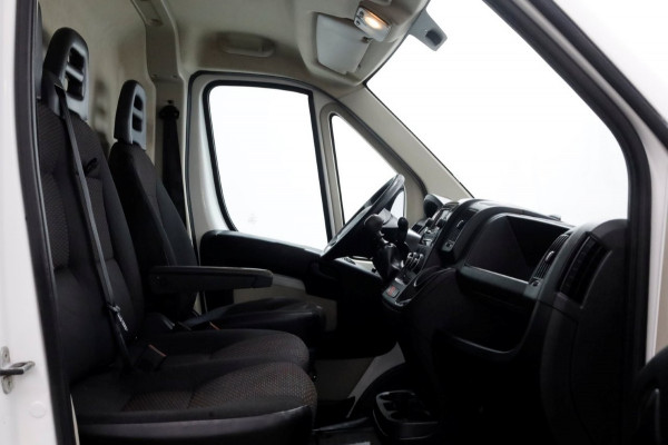 Peugeot Boxer 2.0 BlueHDI Euro6 L2H2 Premium Airco 06-2018
