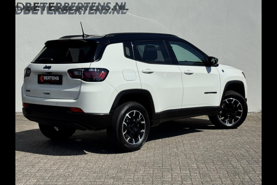 Jeep Compass 4xe 240 Plug-in Hybrid Electric Trailhawk | Apple Carplay | Lederen bekleding | Meer foto's volgen
