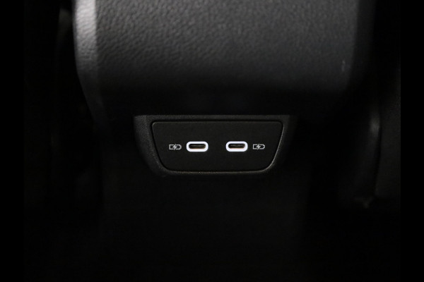 Volkswagen Polo 1.0 TSI Life 95PK | Navigatie | Camera | Keyless entry | Parkeersensoren | Stoelverwarming