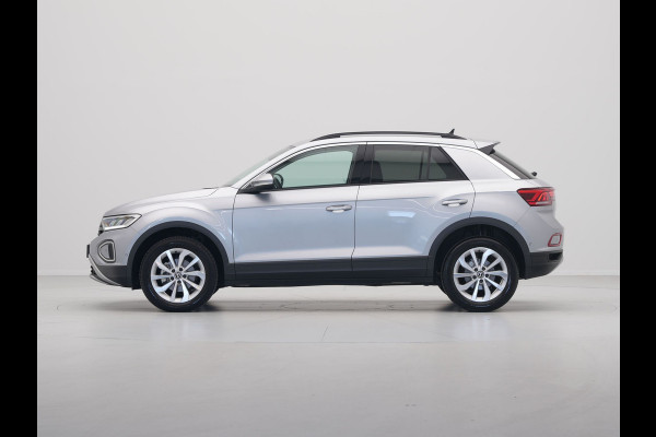Volkswagen T-Roc 1.5 TSI 150pk DSG Life Edition Camera Carplay Keyless Clima 199