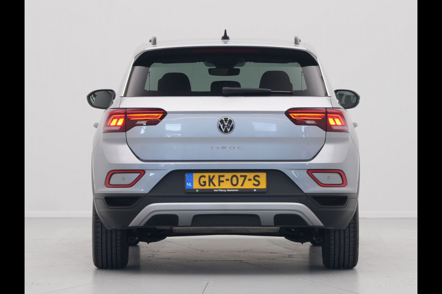Volkswagen T-Roc 1.5 TSI 150pk DSG Life Edition Camera Carplay Keyless Clima 199