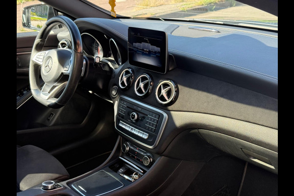 Mercedes-Benz CLA-Klasse 200 | Pano | Cruise | Camera |