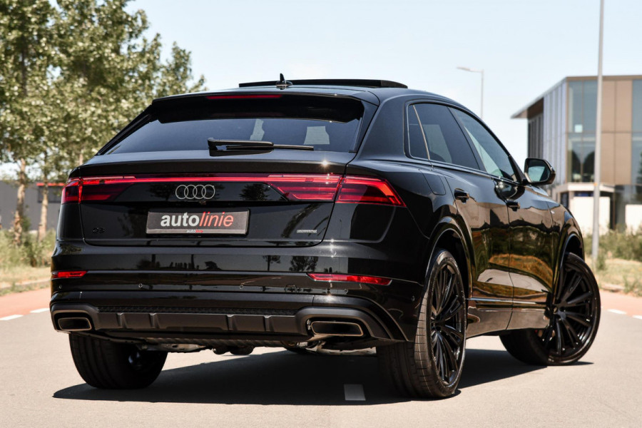 Audi Q8 60 TFSI e quattro Pro Line S Competition. RS Zetels, 4W Sturing, Softclose, Pano, Laser, B&O, 360 3D, Trekh, Keyless, 23"!