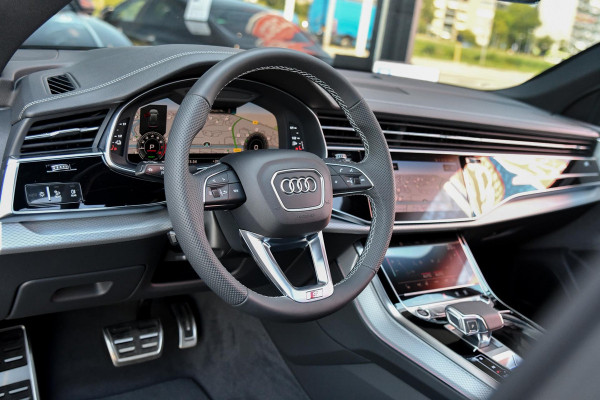 Audi Q8 60 TFSI e quattro Pro Line S Competition. RS Zetels, 4W Sturing, Softclose, Pano, Laser, B&O, 360 3D, Trekh, Keyless, 23"!