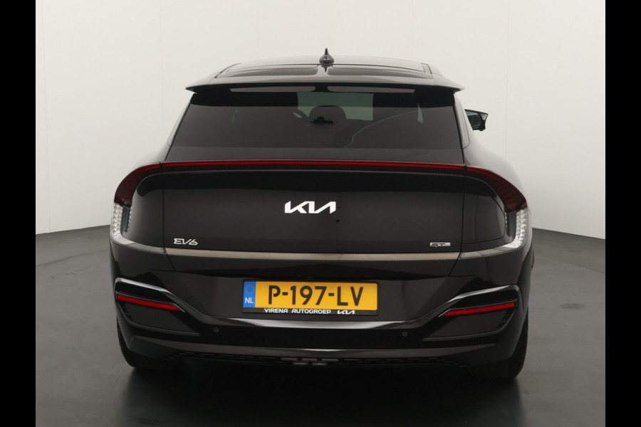 Kia Ev6 GT-Line 77.4 kWh - SOH 95,7% - Elektrisch glazen schuif-/kanteldak - Apple Carplay/Android Auto  - Fabrieksgarantie tot 05-2029