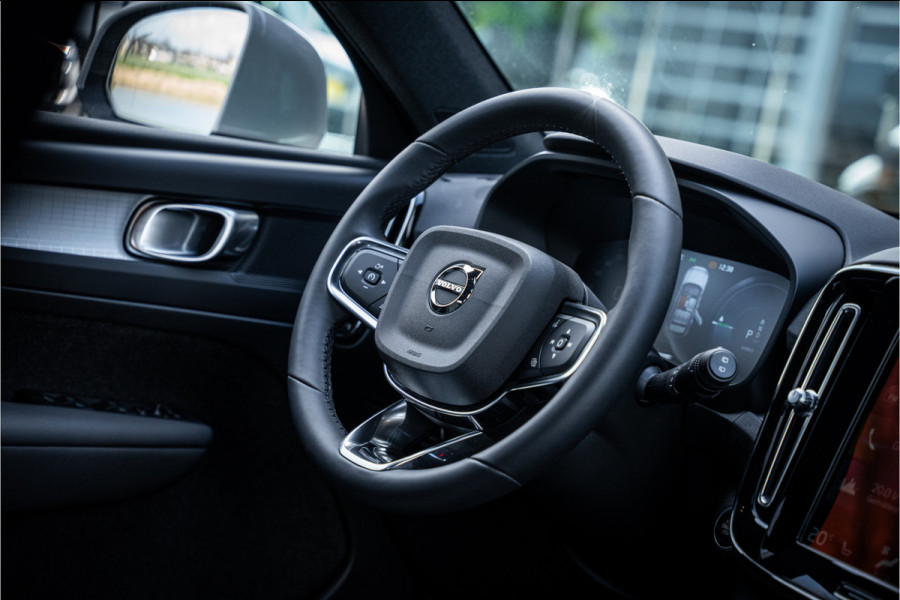 Volvo XC40 1.5 T5 Recharge Inscription Expression - Intellisafe - Camera - Carplay