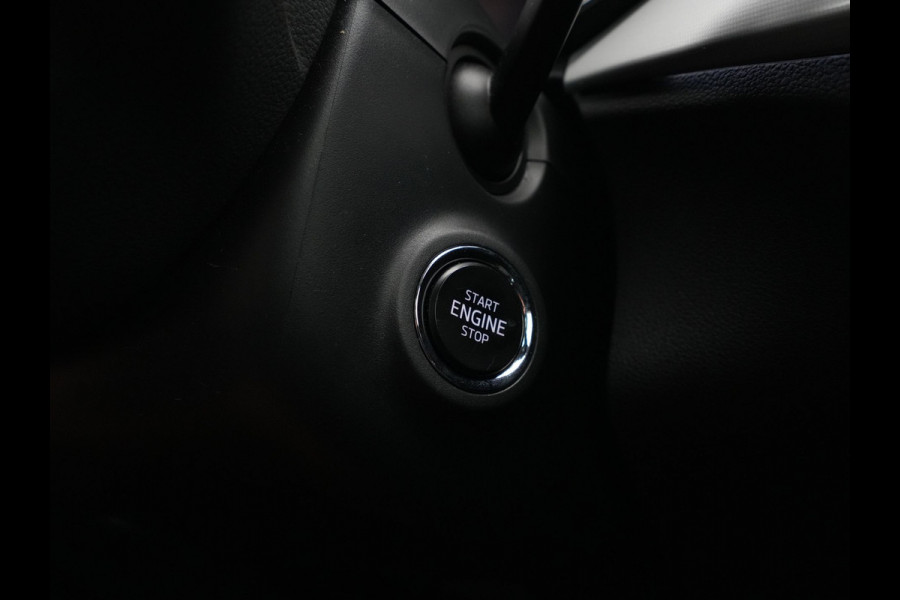 Škoda Kamiq 1.0 TSI 110pk DSG Sport Business Panorama dak 18"lm velgen Keyless Camera Clima 192