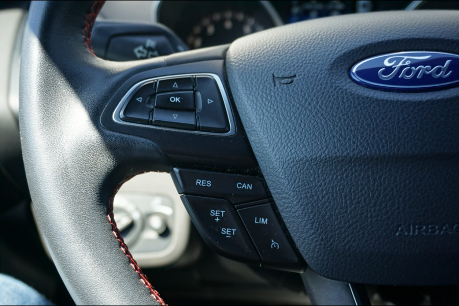 Ford Kuga 150PK ST Line AFN.HAAK | ELEK.KLEP | WINTERPACK | CARPLAY | NAVI VERKOCHT