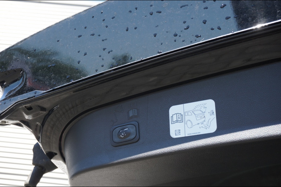 Ford Kuga 150PK ST Line AFN.HAAK | ELEK.KLEP | WINTERPACK | CARPLAY | NAVI VERKOCHT