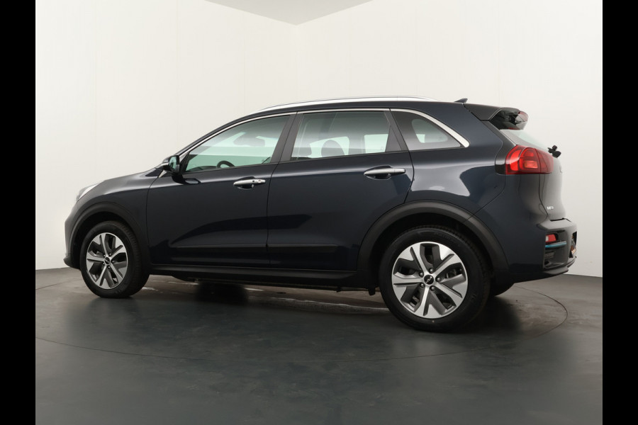 Kia e-Niro DynamicLine 64 kWh - SOH 94,2% - Adaptief Control - Climate Control - Navigatie - Apple/Android Carplay - Fabrieksgarantie Tot 2029