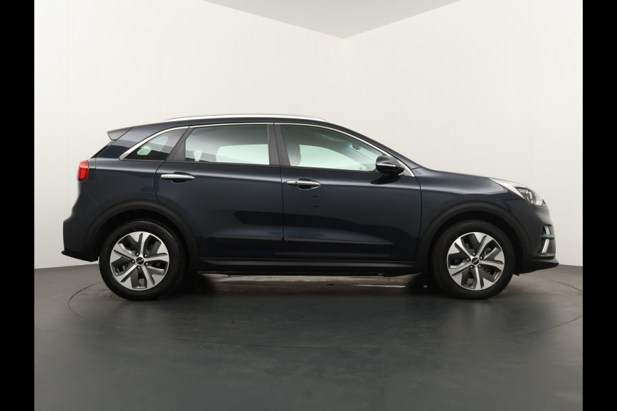Kia e-Niro DynamicLine 64 kWh - SOH 94,2% - Adaptief Control - Climate Control - Navigatie - Apple/Android Carplay - Fabrieksgarantie Tot 2029