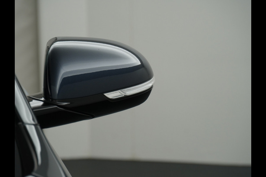 Kia e-Niro DynamicLine 64 kWh - SOH 94,2% - Adaptief Control - Climate Control - Navigatie - Apple/Android Carplay - Fabrieksgarantie Tot 2029