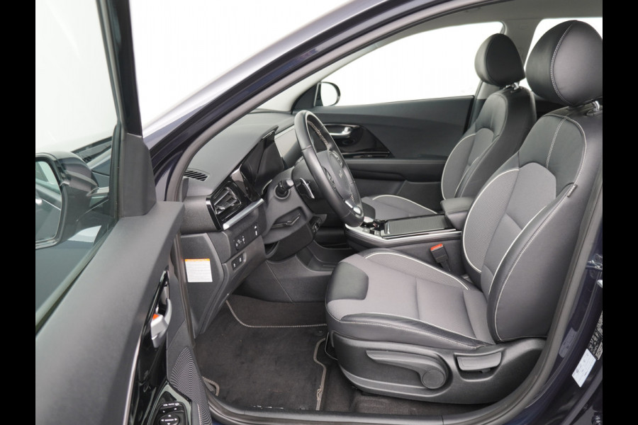 Kia e-Niro DynamicLine 64 kWh - SOH 94,2% - Adaptief Control - Climate Control - Navigatie - Apple/Android Carplay - Fabrieksgarantie Tot 2029