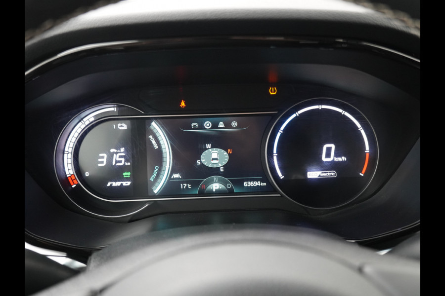 Kia e-Niro DynamicLine 64 kWh - SOH 94,2% - Adaptief Control - Climate Control - Navigatie - Apple/Android Carplay - Fabrieksgarantie Tot 2029