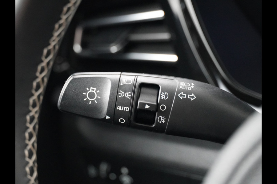 Kia e-Niro DynamicLine 64 kWh - SOH 94,2% - Adaptief Control - Climate Control - Navigatie - Apple/Android Carplay - Fabrieksgarantie Tot 2029