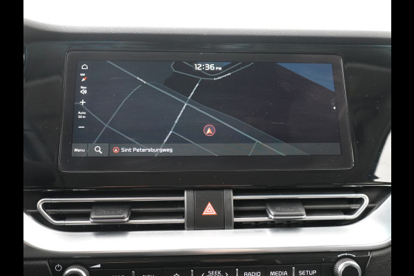 Kia e-Niro DynamicLine 64 kWh - SOH 94,2% - Adaptief Control - Climate Control - Navigatie - Apple/Android Carplay - Fabrieksgarantie Tot 2029