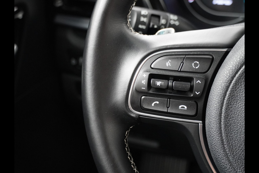 Kia e-Niro DynamicLine 64 kWh - SOH 94,2% - Adaptief Control - Climate Control - Navigatie - Apple/Android Carplay - Fabrieksgarantie Tot 2029