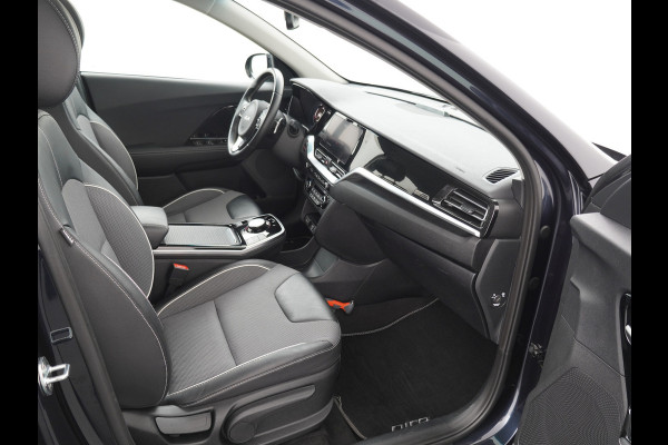 Kia e-Niro DynamicLine 64 kWh - SOH 94,2% - Adaptief Control - Climate Control - Navigatie - Apple/Android Carplay - Fabrieksgarantie Tot 2029