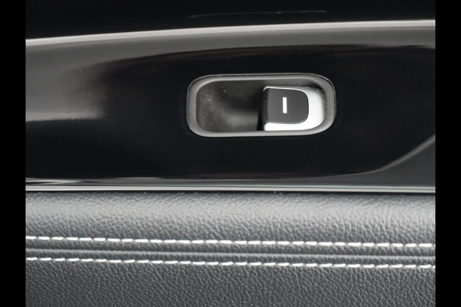 Kia e-Niro DynamicLine 64 kWh - SOH 94,2% - Adaptief Control - Climate Control - Navigatie - Apple/Android Carplay - Fabrieksgarantie Tot 2029