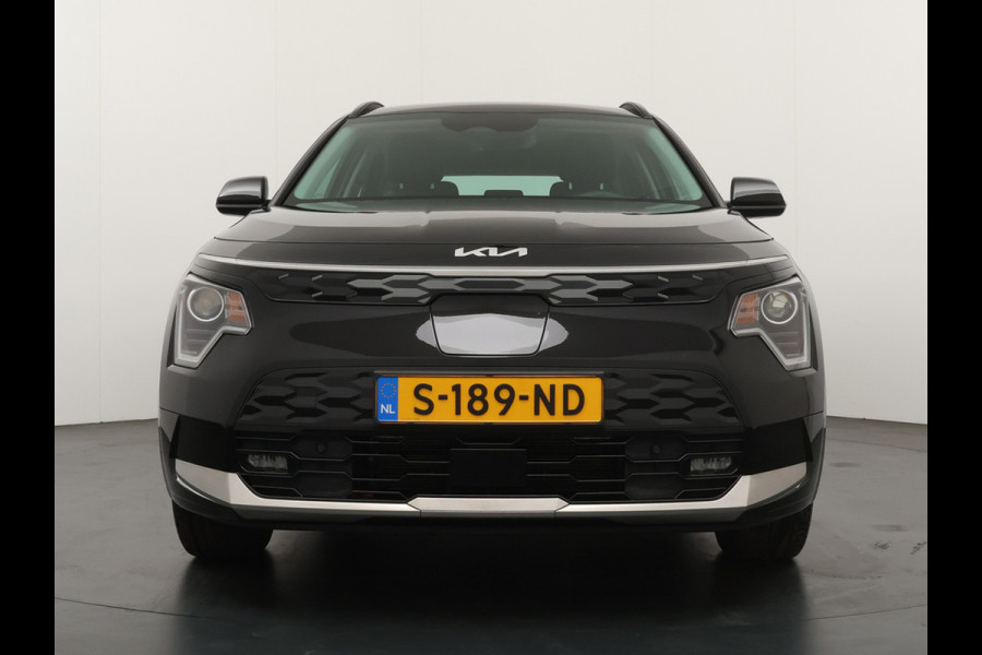 Kia Niro EV DynamicLine 64.8 kWh - SOH 98,4% - Apple Carplay/ Android Auto - Cruise Control - Adaptief Cruise Control - Navigatie - Fabrieksgarantie tot 03-2030