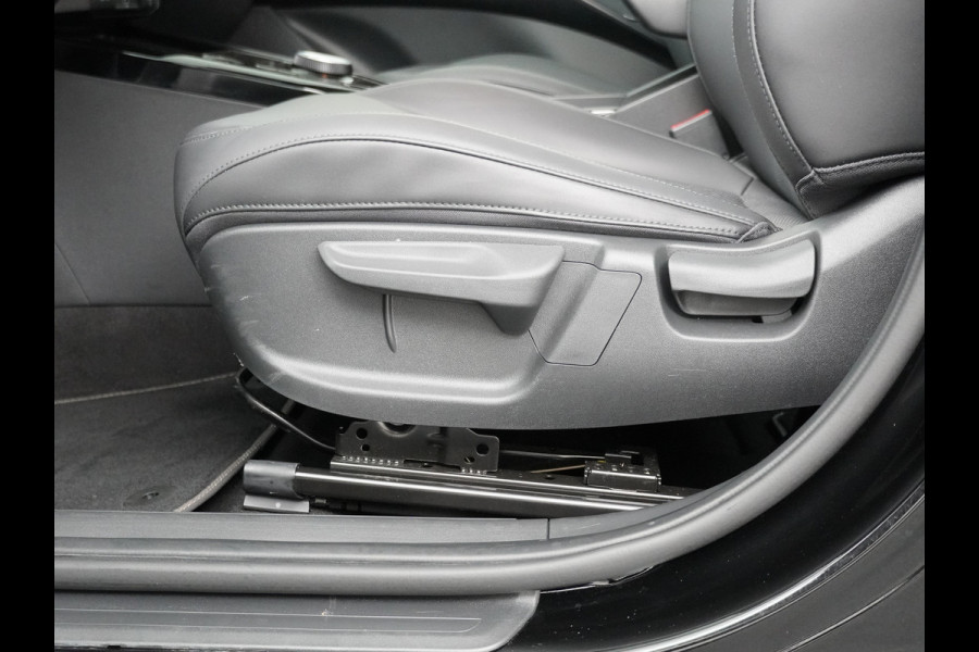 Kia Niro EV DynamicLine 64.8 kWh - SOH 98,4% - Apple Carplay/ Android Auto - Cruise Control - Adaptief Cruise Control - Navigatie - Fabrieksgarantie tot 03-2030