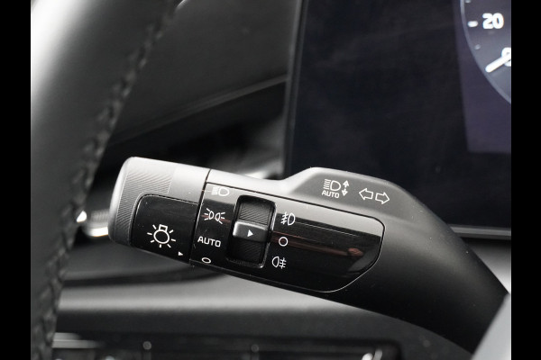 Kia Niro EV DynamicLine 64.8 kWh - SOH 98,4% - Apple Carplay/ Android Auto - Cruise Control - Adaptief Cruise Control - Navigatie - Fabrieksgarantie tot 03-2030