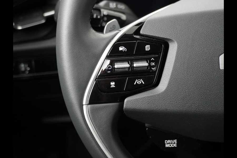 Kia Niro EV DynamicLine 64.8 kWh - SOH 98,4% - Apple Carplay/ Android Auto - Cruise Control - Adaptief Cruise Control - Navigatie - Fabrieksgarantie tot 03-2030