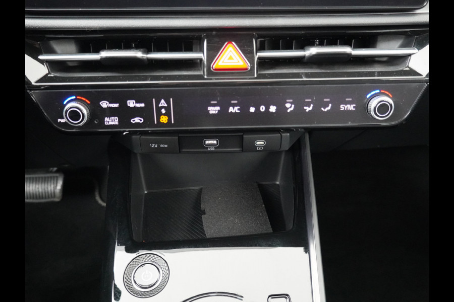 Kia Niro EV DynamicLine 64.8 kWh - SOH 98,4% - Apple Carplay/ Android Auto - Cruise Control - Adaptief Cruise Control - Navigatie - Fabrieksgarantie tot 03-2030