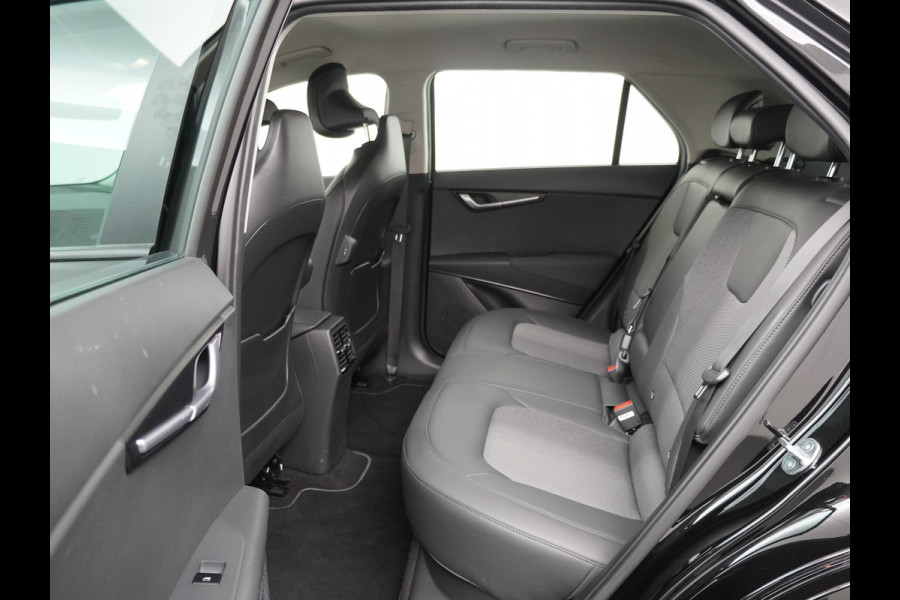 Kia Niro EV DynamicLine 64.8 kWh - SOH 98,4% - Apple Carplay/ Android Auto - Cruise Control - Adaptief Cruise Control - Navigatie - Fabrieksgarantie tot 03-2030