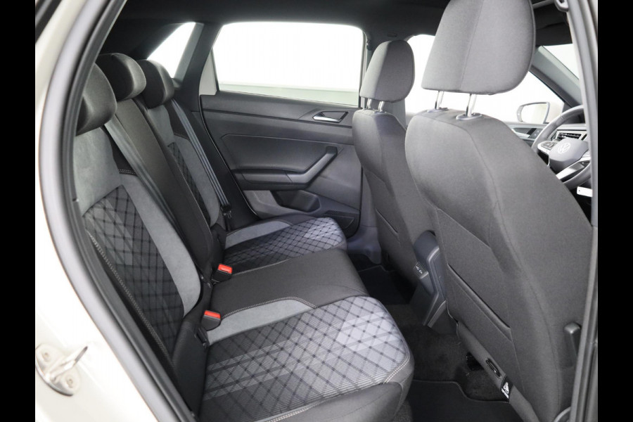 Volkswagen Polo GP R-Line-Edition 1.0 70 kW / 95 pk TSI Hatchback 7 v