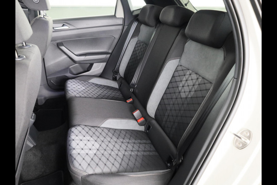 Volkswagen Polo GP R-Line-Edition 1.0 70 kW / 95 pk TSI Hatchback 7 v