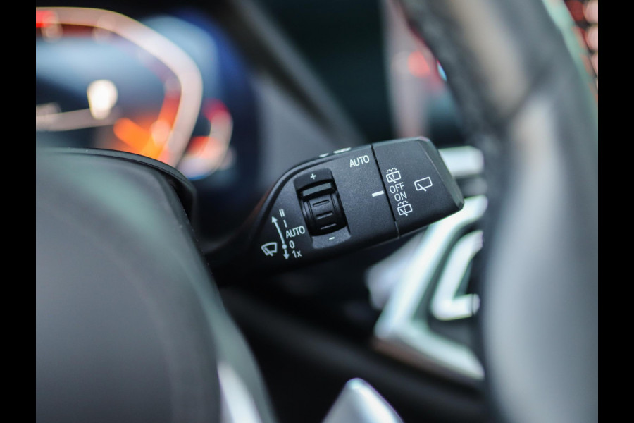 BMW X5 xDrive30d High Executive | M-Sport | Stoelverw/ventilatie | Trekhaak | Pano | H/K | Drive Assist | HUD