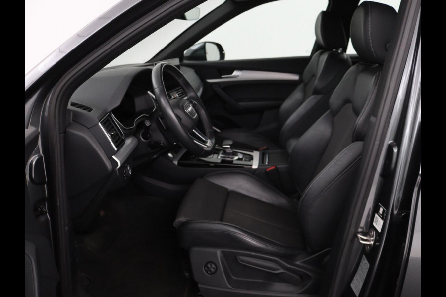 Audi Q5 50 TFSI e quattro S edition | Stoelverwarming | Adaptive cruise | Matrix LED | Half leder | Camera | Carplay | Sfeerverlichting | Sportstoelen | Navigatie