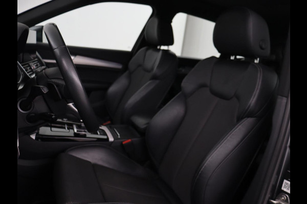 Audi Q5 50 TFSI e quattro S edition | Stoelverwarming | Adaptive cruise | Matrix LED | Half leder | Camera | Carplay | Sfeerverlichting | Sportstoelen | Navigatie