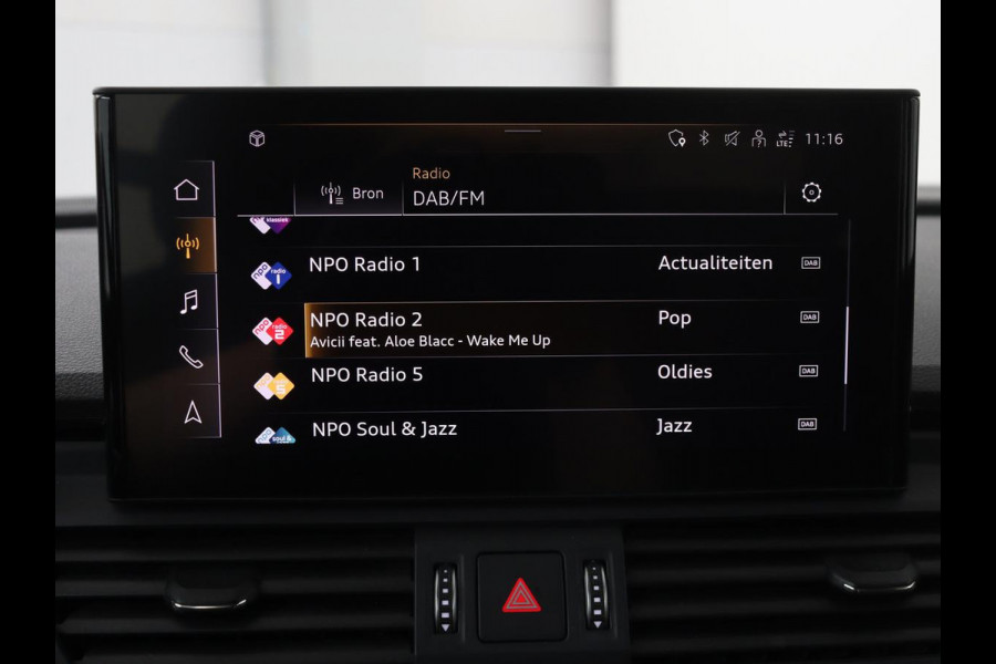 Audi Q5 50 TFSI e quattro S edition | Stoelverwarming | Adaptive cruise | Matrix LED | Half leder | Camera | Carplay | Sfeerverlichting | Sportstoelen | Navigatie