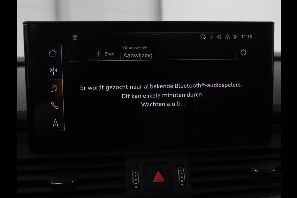 Audi Q5 50 TFSI e quattro S edition | Stoelverwarming | Adaptive cruise | Matrix LED | Half leder | Camera | Carplay | Sfeerverlichting | Sportstoelen | Navigatie