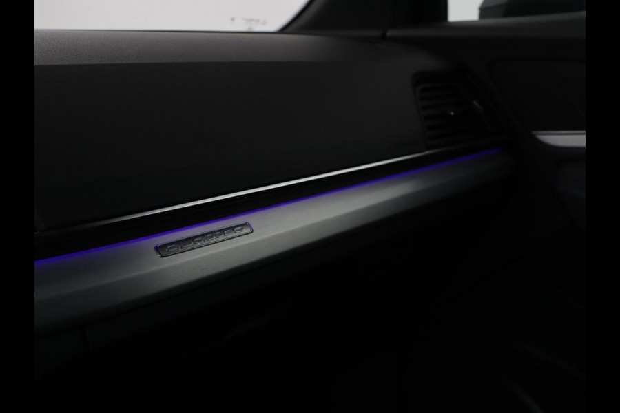 Audi Q5 50 TFSI e quattro S edition | Stoelverwarming | Adaptive cruise | Matrix LED | Half leder | Camera | Carplay | Sfeerverlichting | Sportstoelen | Navigatie