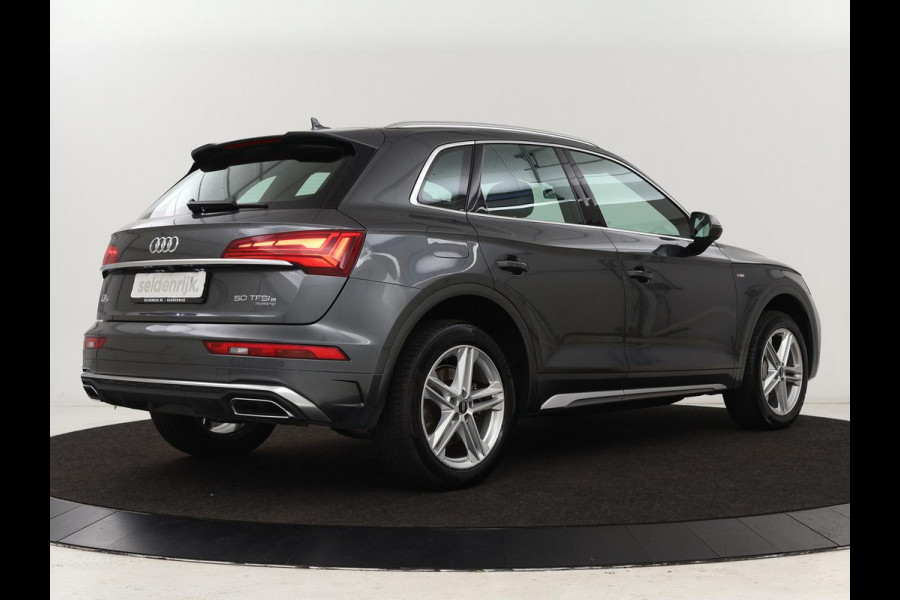Audi Q5 50 TFSI e quattro S edition | Stoelverwarming | Adaptive cruise | Matrix LED | Half leder | Camera | Carplay | Sfeerverlichting | Sportstoelen | Navigatie