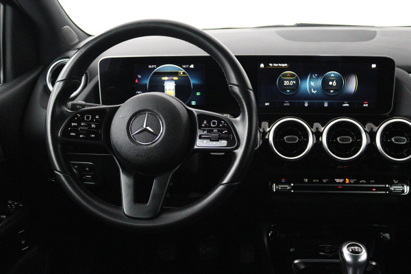 Mercedes-Benz B-Klasse 160 Advantage (NAVIGATIE, ACHTERUITRIJCAMERA, PARKEERSENSOREN, CRUISE CONTROL, NL-AUTO, GOED ONDERHOUDEN)