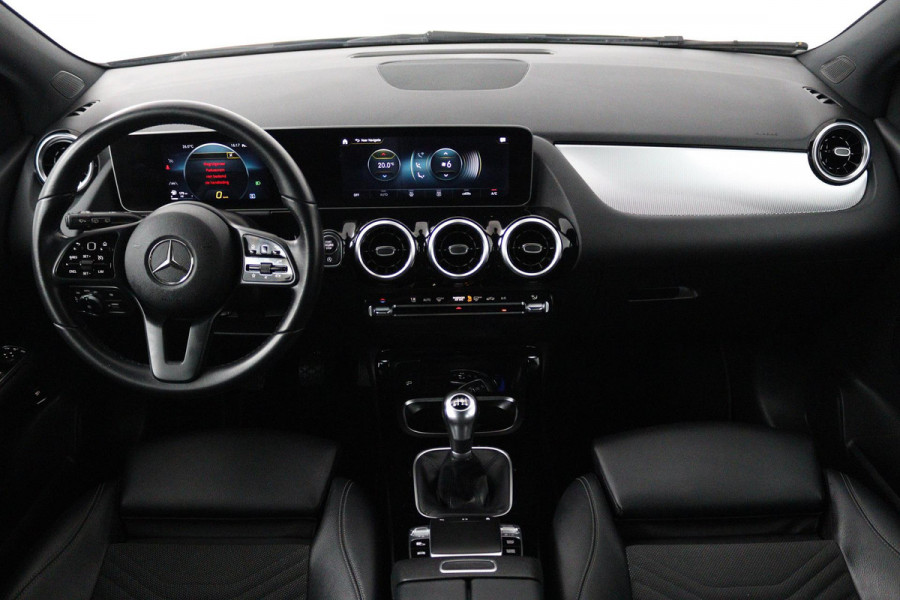 Mercedes-Benz B-Klasse 160 Advantage (NAVIGATIE, ACHTERUITRIJCAMERA, PARKEERSENSOREN, CRUISE CONTROL, NL-AUTO, GOED ONDERHOUDEN)