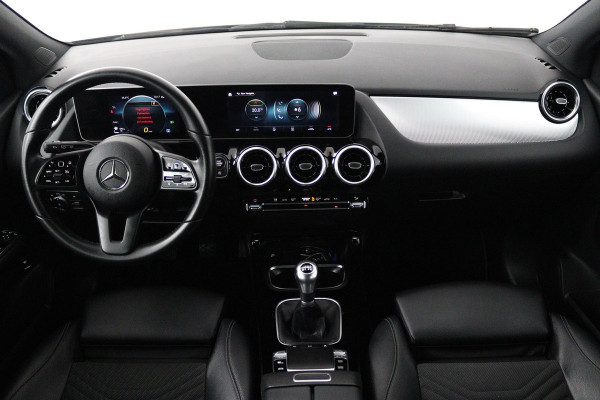 Mercedes-Benz B-Klasse 160 Advantage (NAVIGATIE, ACHTERUITRIJCAMERA, PARKEERSENSOREN, CRUISE CONTROL, NL-AUTO, GOED ONDERHOUDEN)
