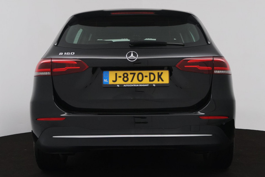 Mercedes-Benz B-Klasse 160 Advantage (NAVIGATIE, ACHTERUITRIJCAMERA, PARKEERSENSOREN, CRUISE CONTROL, NL-AUTO, GOED ONDERHOUDEN)
